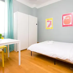  Appartamento Minimal Design In